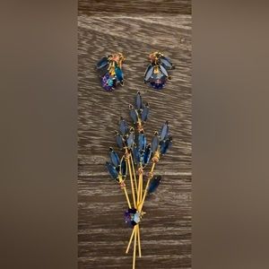 True Vintage Set:Juliana Marquis Stones With Delicate Blue Rivoli Stones Golden